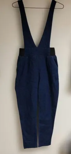 美品 サロペットパンツ　ネイビー