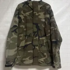 美品 ノースフェイス 迷彩マウンテンJK 緑 L S-215