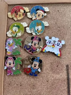 ディズニーピンズ 9個セット