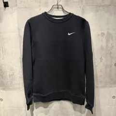 NIKE ナイキ スウェット 黒 ワンポイント 刺繍ロゴ Mサイズ 定番人気