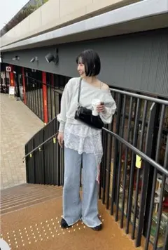 【Kastane】クロップドオフショルスウェット（ライトグレー）