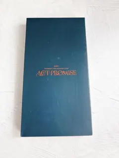 txt アクリルターニングスタンド ヨンジュン