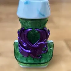 Item thumbnail for item edae0f98-6b76-46e8-893b-5a2c0f1d5330