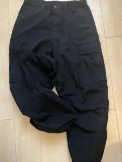 GU スーパーワイドカーゴパンツ 黒