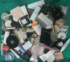 コスメなどまとめ売り 100点以上 デパコス プチプラ CHANEL Dior