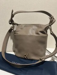 コールハーン　COLE HAANエッセンシャルソフトバケットバッグ
