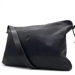 美品　CLEDRAN　ショルダーバッグ　レザー　黒　ロゴ　A4◎　斜め掛け◎のサムネイル