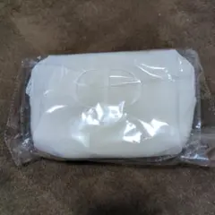 ディオール白ポーチ