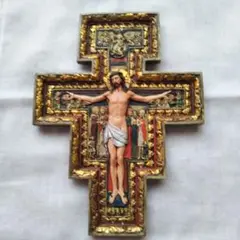 アンティーク祈りの木製十字架 イエス・キリストの立体像　壁掛けタイプ