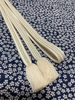 帯締め　正絹　オフホワイト　ゴールド　金糸　より房