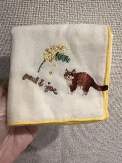 paul & joe 猫と花の刺繍ハンカチ