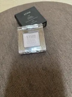 ETVOS ミネラルアイバームⅡ ウォームライラック