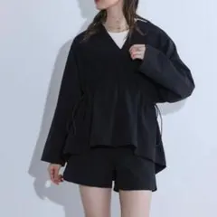 COLONY 2139 Vネックフード付きラッシュガード　ブラック