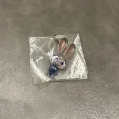 ズートピア　ガチャ　ジュディ　めじるしアクセサリー②