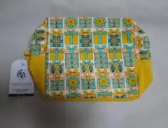 L'OCCITANE 花柄ポーチのサムネイル