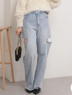 Chico サイドスリットダメージデニムパンツ