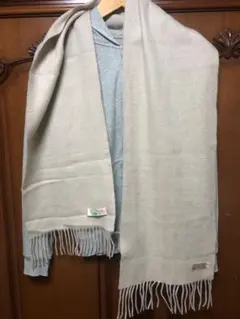 ノーブランド カシミヤ100%マフラー 薄めのベージュ色