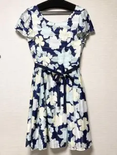 ウィルセレクション　フラワー　ワンピース　花柄　ネイビー