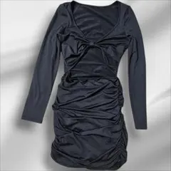 フロントカットアウト シャーリング ロングワンピース ブラック