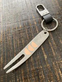 Item thumbnail for item 3e7fad2b-97db-43c7-b74d-cff955f36f39