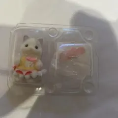 シルバニアファミリー　赤ちゃん　ケーキパーティーシリーズ　ラテネコ