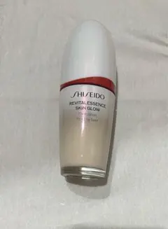 SHISEIDO エッセンススキングロウファンデーション 140
