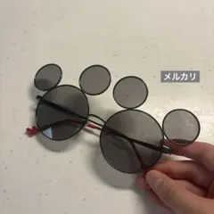 ミッキー型グレーサングラス