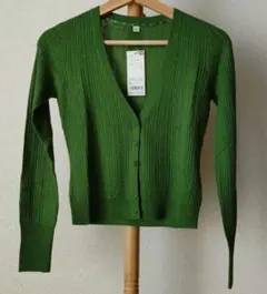 新品タグ付き　UNIQLO ポインテールリブVネックカーディガン　Sサイズ