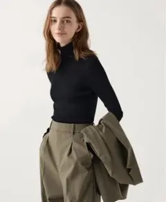 UNIQLO メリノリブタートルネックセーター ブラック L