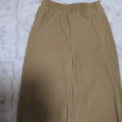 好みの長さに自分でカットできる リブ編みマスタードベージュワイドパンツ