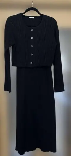 GU ニットワンピース　　セットアップ