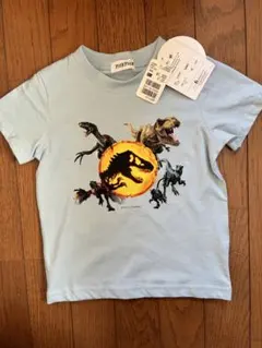 新品未使用　値引き中　ジュラシックワールド 恐竜Tシャツ 100cm