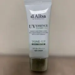 d'Alba トーンアップサンクリーム　グリーン
