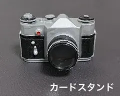新品　カメラ型　カードスタンド　フォトスタンド