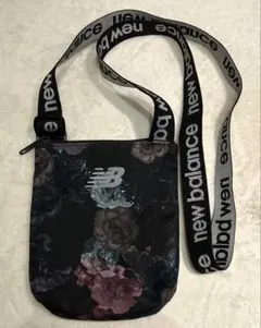 New Balance サコッシュ 花柄