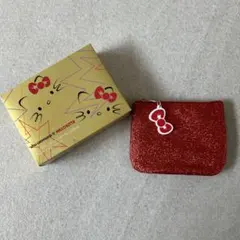 ハローキティ グリッターポーチ 赤　シューウエムラ