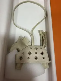 新品・完売品】激レア首輪付き エルメス バディ エピック チャーム 
