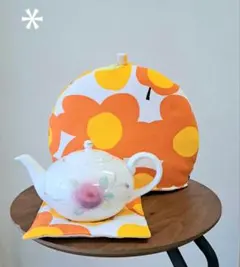 ③　ティーポットカバー　ティーコゼー　ティーコジー　お花　北欧風　数量限定