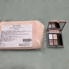ETVOSミネラルクラッシィシャドー クワイエットグラム2025クリスマスコフレのサムネイル
