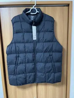 《タグ付き新品》ユニクロパフテックベスト　メンズXL ブラック
