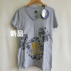 ディズニー　未使用　VネックTシャツ　グレー系　Sのサムネイル