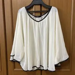 VICKY シフォントップスのサムネイル