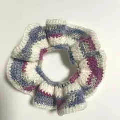 【毛糸シュシュ】アイボリー×カラフル ハンドメイド（編み物）