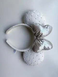 ミニー カチューシャ 白 キルティング パール