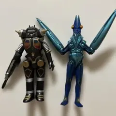 ウルトラマン 怪獣 フィギュア 2体セットのサムネイル