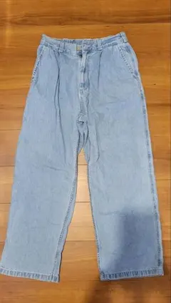 GU デニムパンツ　ライトブルー