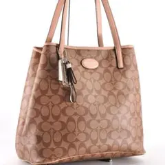 美品 COACH コーチ シグネチャー ハンドバッグ ベージュ チャーム