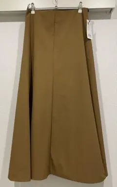 grove もっちりナイロンストレッチ トラペーズ スカート