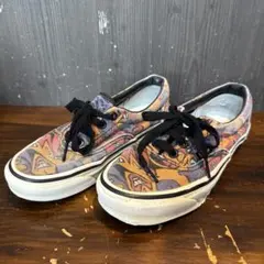 Item thumbnail for item 78ffd7c3-5b24-4377-bb2d-885a2df67ce5