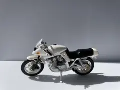 SUZUKI カタナ　カスタムバイクコレクション あいつとララバイのサムネイル